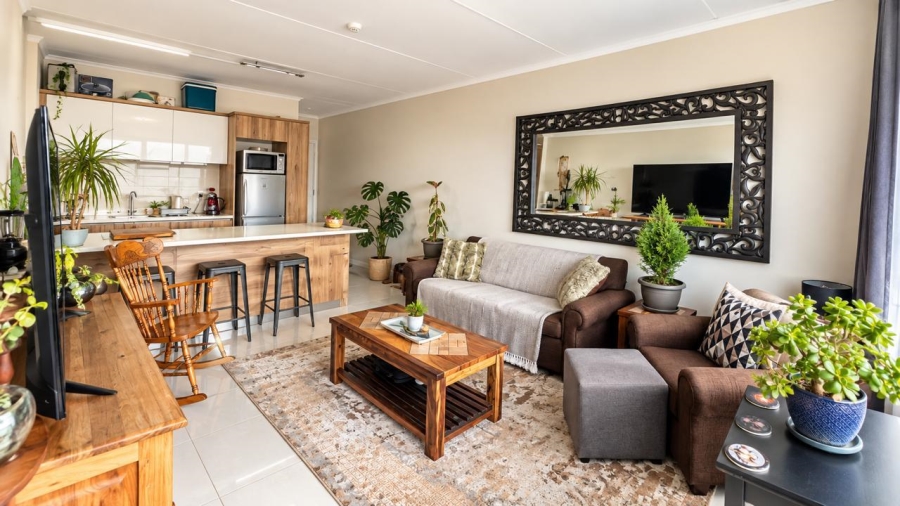 1 Bedroom Property for Sale in Richwood Western Cape
